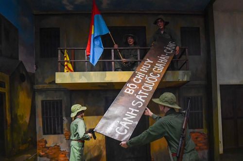 Bên trong Bảo tàng Công an nhân dân