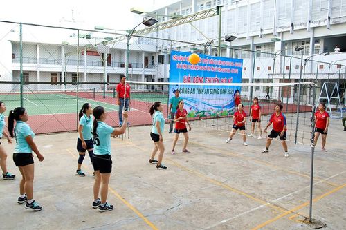 Hấp dẫn Giải bóng chuyền hơi nữ chào mừng 78 năm Ngày truyền thống lực lượng Công an Nhân dân Việt Nam