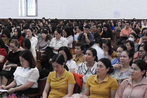 Pleiku hoàn thành bồi dưỡng chính trị cho hơn 2.500 viên chức giáo dục