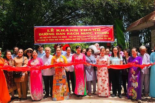 Đồng Tháp: Khánh thành tuyến đường bê-tông Văn Thánh tại H.Lai Vung