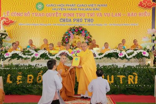 Bình Thuận: Trao quyết định bổ nhiệm trụ trì chùa Phú Thọ (xã Hàm Liêm, H.Hàm Thuận Bắc)