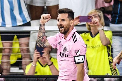 Xem Messi ghi siêu phẩm ở chung kết cho Inter Miami