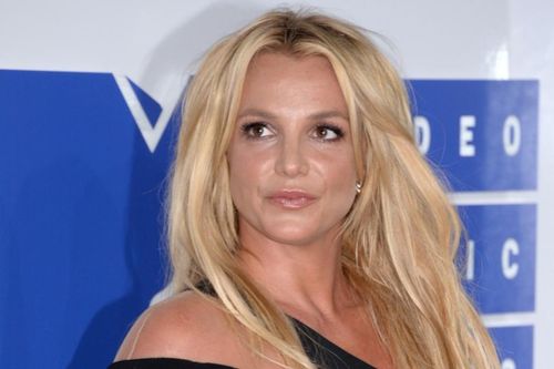 Britney Spears lên tiếng sau tin ly hôn chồng trẻ kém 13 tuổi