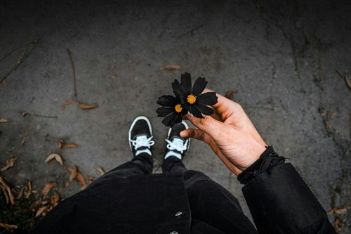 Vì sao tháng 7 âm lịch bị xem đen đủi nhất trong năm?
