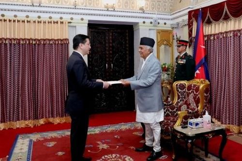 Đại sứ Nguyễn Thanh Hải trình quốc thư tại Nepal