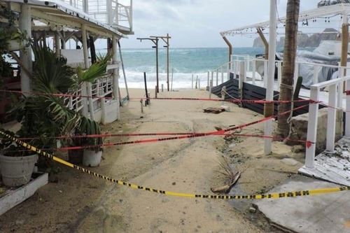 Bão Hilary đe dọa gây ra thiệt hại lớn ở Mexico và Mỹ