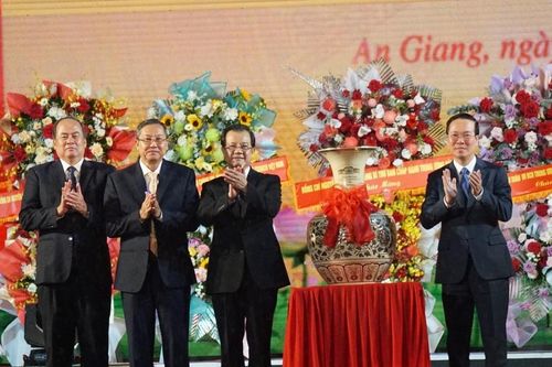 Chủ tịch nước dự Lễ kỷ niệm 135 năm Ngày sinh Chủ tịch Tôn Đức Thắng
