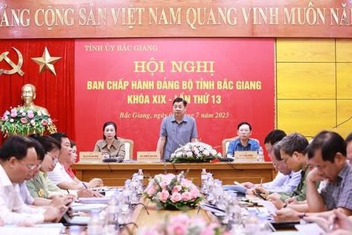 Bắc Giang lấy phiếu tín nhiệm cán bộ lãnh đạo