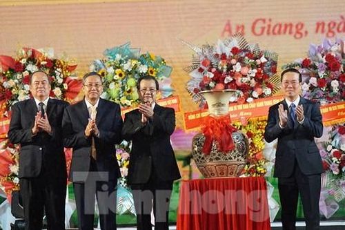 Chủ tịch nước Võ Văn Thưởng dự Lễ kỷ niệm 135 năm Ngày sinh Chủ tịch Tôn Đức Thắng