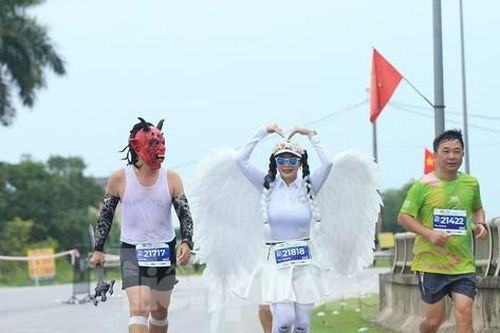 Hơn 4.000 runner chinh phục những cung đường đẹp nhất xứ Nghệ