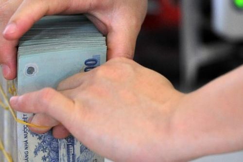 Lãnh đạo Ngân hàng VIB chi hơn 500 tỷ đồng mua cổ phiếu