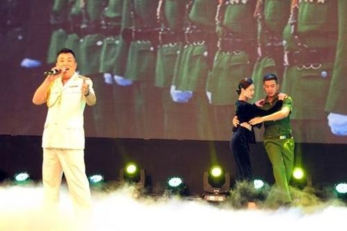 Thêm những giai điệu tự hào