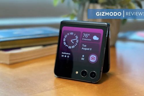 Đánh giá Samsung Galaxy Z Flip 5: Màn hình ngoài tạo nên điểm khác biệt