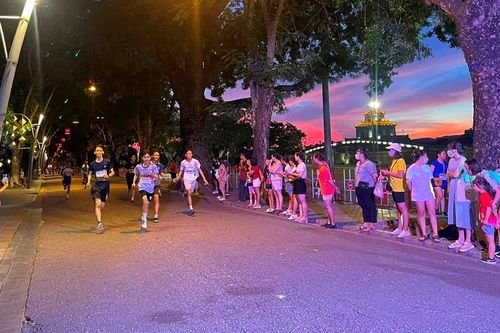 Hơn 13.500 VĐV tham gia Giải chạy 'Hue jogging - cùng chạy vì cộng đồng' lần thứ 4