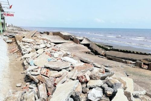 Bộ Nông nghiệp và Phát triển nông thôn cấp 500 tỷ đồng xử lý sự cố một số điểm đê biển ở Nam Định