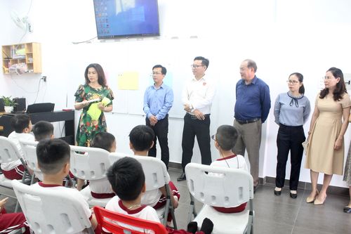 Thúc đẩy cơ chế tự chủ, xã hội hóa giáo dục