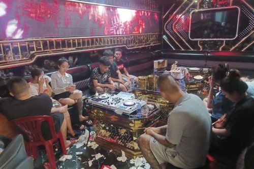 32 đối tượng dương tính với ma túy tại cơ sở Karaoke King's KTV