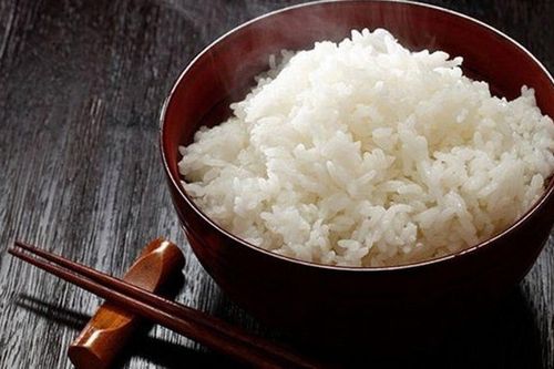 Người bệnh gì nên hạn chế ăn cơm?