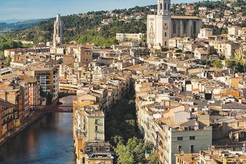 Girona - nơi thời gian ngừng lại