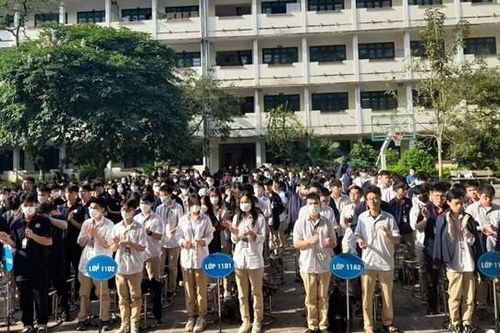 Tìm đất để xây trường mới