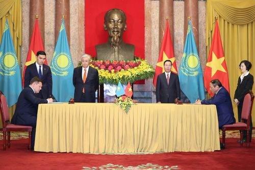 Mở ra chương mới trong hợp tác du lịch Việt Nam - Kazakhstan