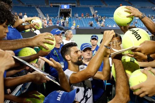 Người Mỹ đã yêu Djokovic hơn?