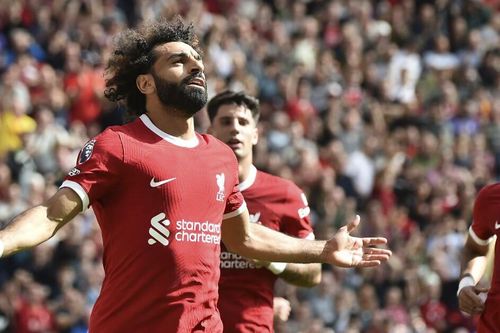 Salah đi vào lịch sử, buồn vui tuyến giữa Liverpool