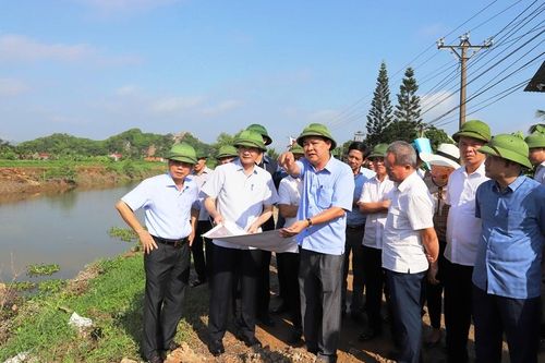 Lãnh đạo tỉnh Thanh Hóa kiểm tra, chỉ đạo xử lý sự cố đê sông, biển