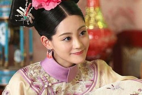 Phi tần nào được Khang Hi sủng ái nhưng đột ngột 'mất tích'?