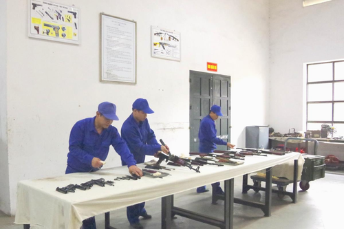 Sôi nổi phong trào thi đua của những người lính thợ