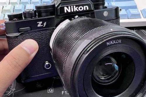 Ảnh thực tế của Nikon Zf