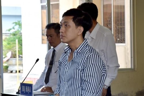 Bạc Liêu: Lấy sổ đỏ giả lừa đảo chiếm đoạt hàng tỷ đồng