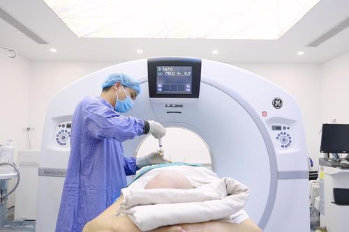Phương pháp Điện quang can thiệp giúp bệnh nhân ung thư giai đoạn cuối giảm đau