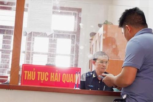 Quảng Nam: Cửa khẩu quốc tế không có máy soi