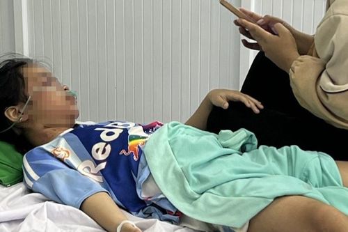 Công an An Giang truy tìm đối tượng nghi siết cổ con gái riêng của vợ