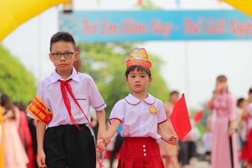 Học sinh Thủ đô hân hoan, vui tươi ngày đầu vào lớp 1