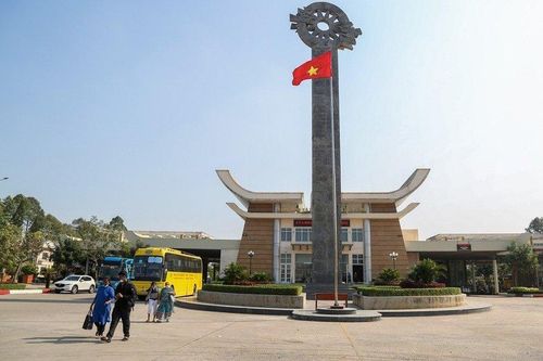Du lịch cần bắt đầu từ...cửa khẩu