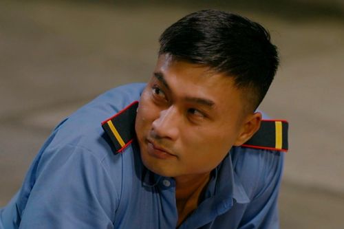 Làng Trong Phố tập 16: Hiếu và Nhung cùng 'mất tích', tắt điện thoại di động