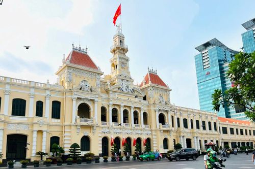 Mở cửa đón khách tham quan trụ sở HĐND - UBND TP.HCM trong dịp Lễ 2/9