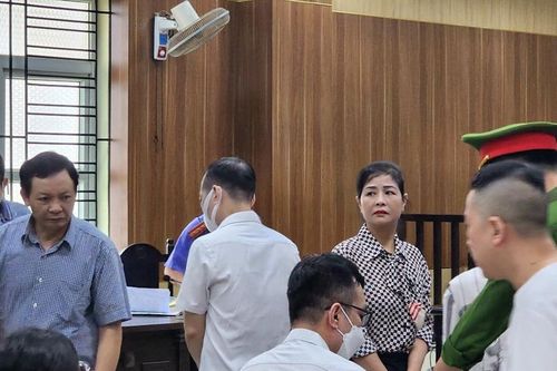 Nâng khống giá sách của các trường đặc biệt khó khăn, cựu Giám đốc Sở Giáo dục lĩnh án tù