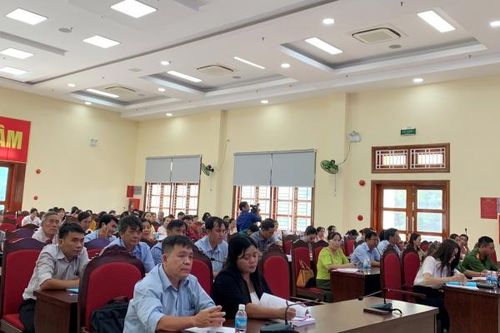 Bồi dưỡng tiếng Raglai cho 150 người