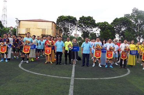 Khai mạc giải thi đấu bóng đá nam, bóng chuyền hơi Ngành Giao thông vận tải Lạng Sơn