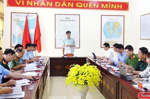 Đồng chí Bí thư tỉnh ủy kiểm tra công tác quản lý đường biên, mốc giới, an ninh trật tự tại huyện Mai Sơn