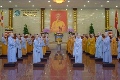 Trường hạ Việt Nam Quốc Tự tổ chức lễ tạ pháp, tri ân giáo thọ sư