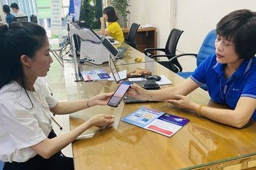 Ưu tiên nguồn lực, đẩy nhanh tiến trình chuyển đổi số