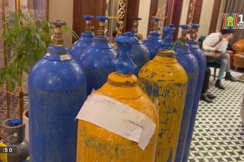 Phát hiện cơ sở cất giấu nhiều bình khí N20