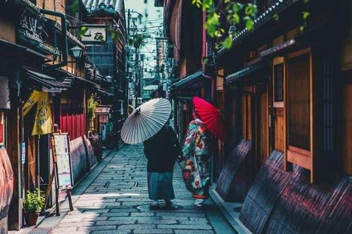 Du lịch mùa cao điểm, du khách được khuyến cáo coi chừng 'ác mộng tiền tip'