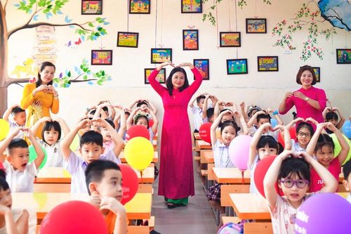 Tập trung rèn nền nếp cho học sinh lớp 1 trước khai giảng năm học