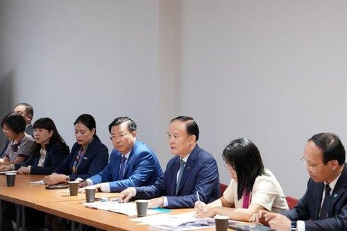 Thúc đẩy quan hệ hợp tác giữa Thủ đô Hà Nội với Vùng Ile-de-France, Pháp