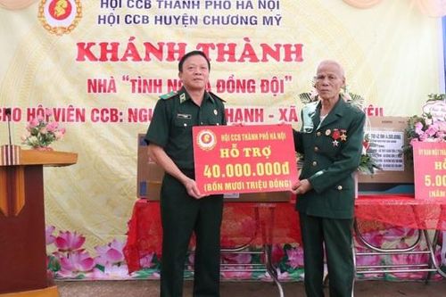 Tặng nhà 'Nghĩa tình đồng đội' cho hội viên cựu chiến binh tại huyện Chương Mỹ